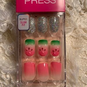 Dashing diva gel nails